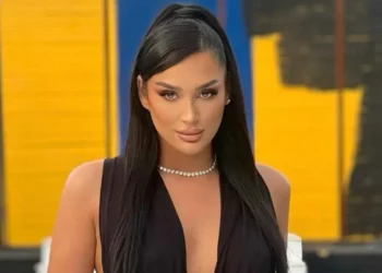 ‘Ti je dashnorja e…’/ Erjola flet për komentet fyese në rrjete sociale