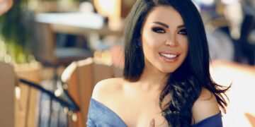 Greta Koçi zbulon gjininë e bebushit!