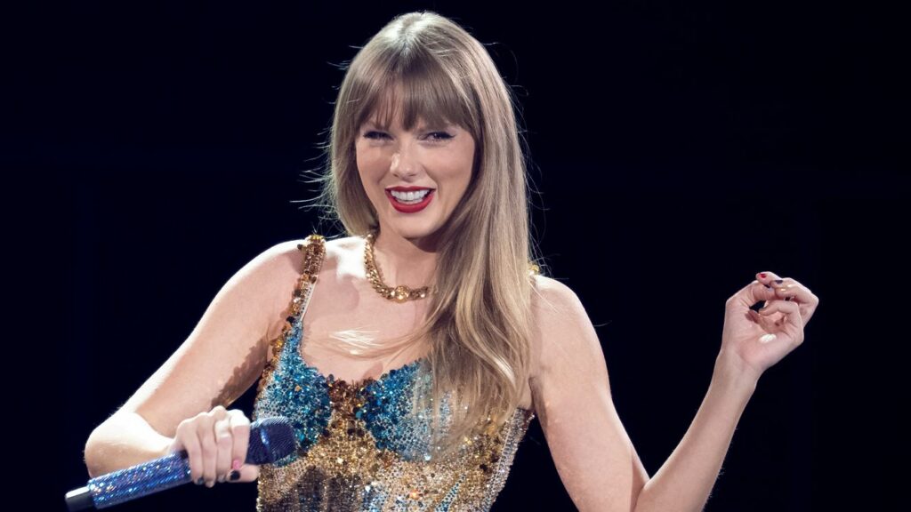 Taylor Swift dhe i dashuri i ri, për herë të parë bashkë në publik!