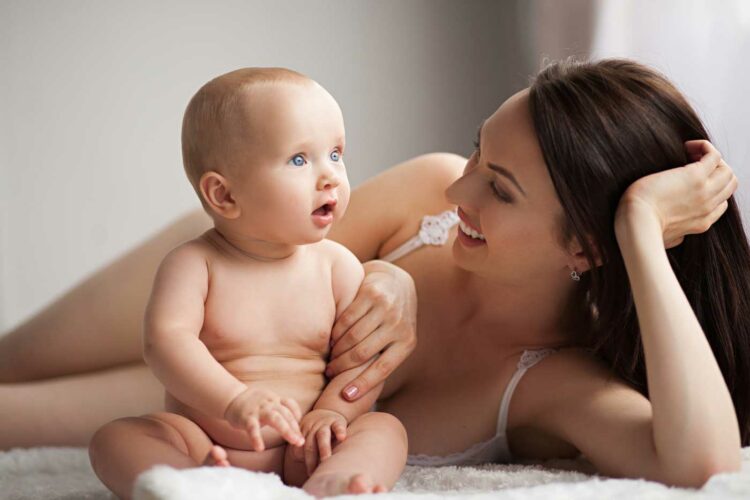 Në Itali krijohet një profesion i ri në ndihmë të nënave të reja!