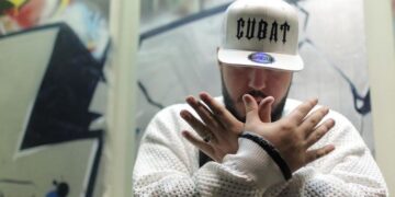 Vjen në jetë Zoya, reperi shqiptar bëhet baba për herë të dytë