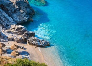 Media hungareze: Shqipëria mes pesë destinacioneve më të kërkuara në botë!