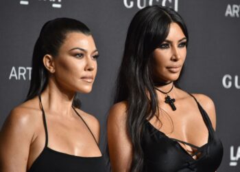 Bëjnë paqe motrat Kardashian? Kim bën hapin e para drejt Kourtney-t