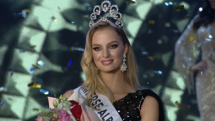 Mos ndoshta Cindy Marinën do e shohim shumë shpejt në Sanremo?