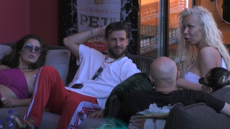 “Edhe meshkujt mund të lindin”, banorët habiten nga rrëfimi i transgjinores