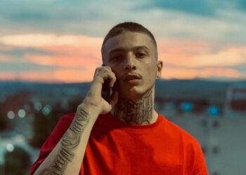 Fero u kërkon ndihmë ndjekësve, lidhet me fenë Islame!