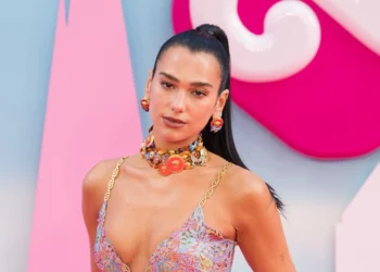 Kështu dukej Dua Lipa para se të fitonte famë botërore!