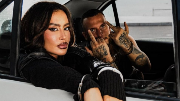 Hedh poshtë gjestet e Ledrit, Sarës e Melindës/ Mozzik i vë kurorën Dafit