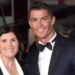 Kjo është arsyeja e veçantë pse CR7 jeton akoma me nënën e tij!