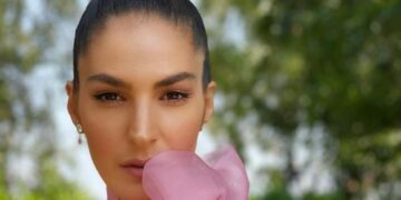 ‘Ëndërroni…’/ MESAZHI prekës i Eminës për vajzat shqiptare