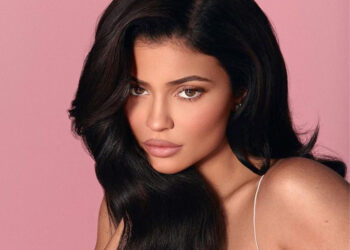 Kylie ‘kryqëzohet’ në rrjet, për shkak të luftës palestino-izraelite