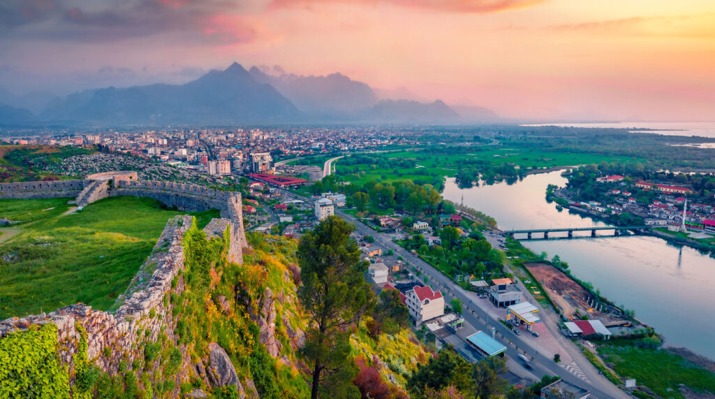 Shqipëria, destinacioni i preferuar i polakëve!