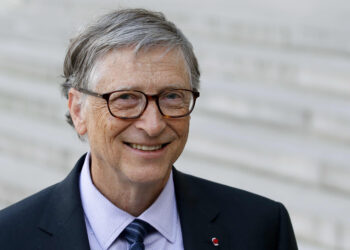 Bill Gates parashikon se si do të ndikojë AI në javën e punës!