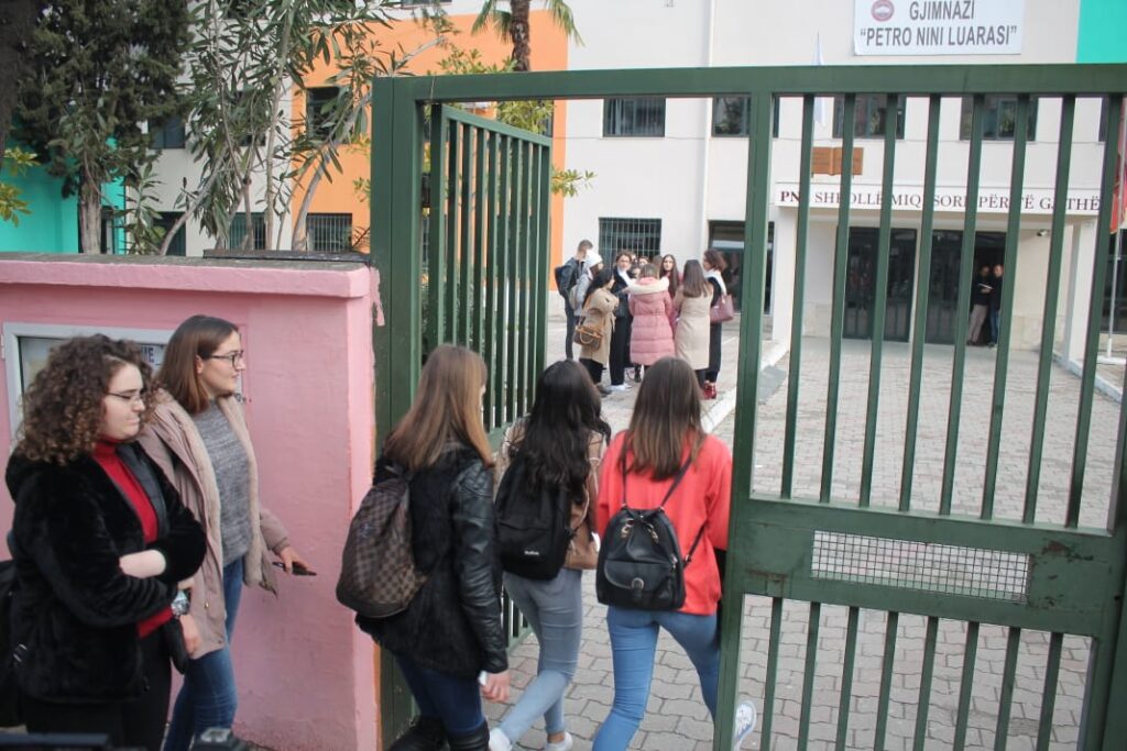 Renditja e shkollave shtetërore për vitin shkollor 2022-2023, kush kryeson?