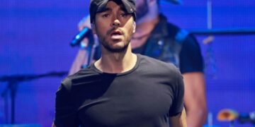 Enrique Iglesias jep lajmin e keq për fansat!