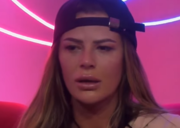 ‘Babai s’më besoi’, Santiana rrëfen ‘luftën’ me sëmundjen