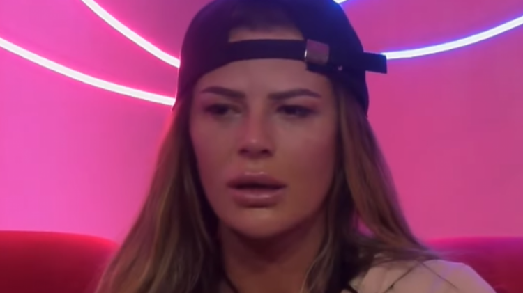 ‘Babai s’më besoi’, Santiana rrëfen ‘luftën’ me sëmundjen