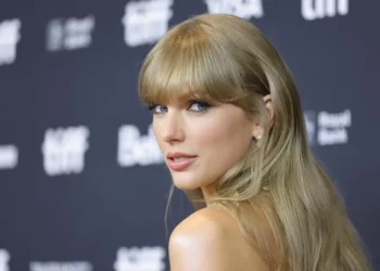 Familja e fanses së ndjerë, bën gjestin e papritur ndaj Taylor Swift