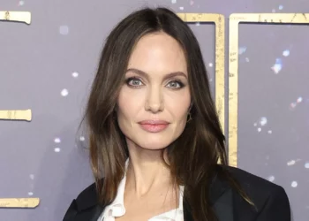 Angelina Jolie fajëson liderët botëror për atë që po ndodh në Gaza