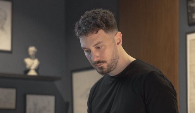 “New look” për Donald Veshajn