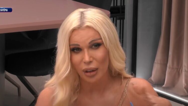 “E gjeta të varur në mëngjes…”/ Edona James rrëfen traumën e jetës