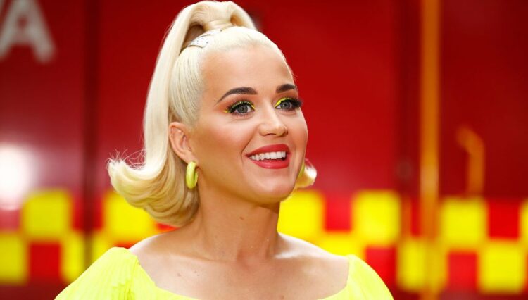 Katy Perry prezanton për herë të parë publiksht vajzën Daisy!