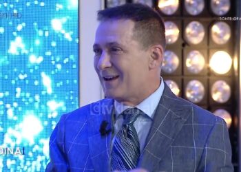 Ndryshimi i përfolur i Arjan Konomit, opinionisti shuan kuriozitetin