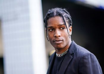 Sherri me ish-shokun! Reperi i famshëm në gjyq, rrezikon 9 vite burg