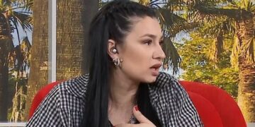 E bullizuan për peshën, moderatorja e njohur zbulon se është shtatzënë!