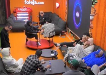 ‘Nëse keni pak karakter…’/ Azemi debaton me banorët dhe shkak bëhet Alba 