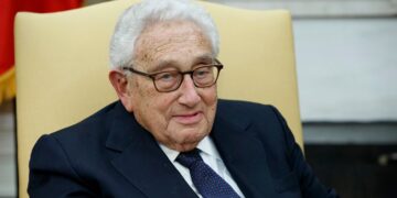 Shuhet në moshën 100 vjeçare ish-sekretari amerikan i shtetit, Kissinger