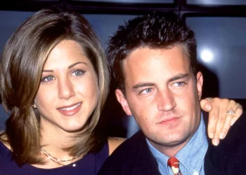 ‘Je ADN-ja jonë’/ Aniston përlot me dedikimin për vdekjen e Matthew Perry-t