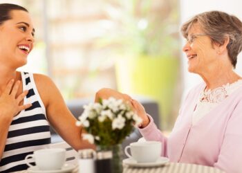 E vështirë marrëdhënia me vjehrrën? Jo më, nëse ndiqni këto këshilla