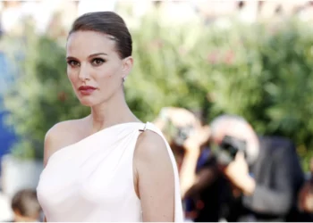 Nga përvoja e saj, Portman thotë se fëmijët s’duhet të punojnë në Hollywood