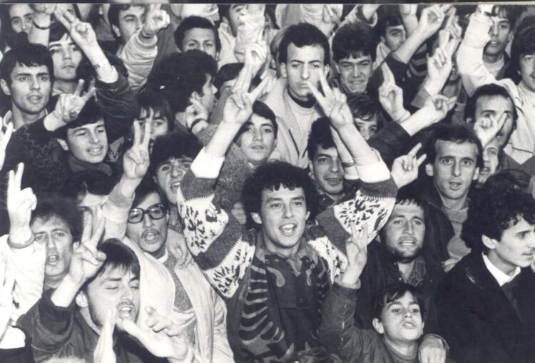 8 Dhjetori, dita Kombëtare e Rinisë