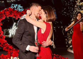 Fejohet futbollisti i njohur, momente nga propozimi përrallor