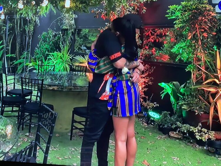 ‘Pati luftë e bomba’/ Donaldi tregon reagimin e Borës për puthjen e famshme