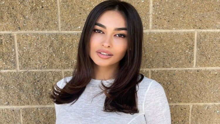 Shkëlqen! Adrola Dushi bashkëpunon me parukierin e Kim Kardashian (VIDEO)