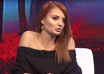 ‘S’të thashë dot të dua’/ Anna Lika prek me fjalët pas humbjes së nënës