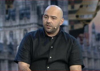 Big Basta kritika për artistët që promovojnë lakuriqësi dhe jetën e luksit