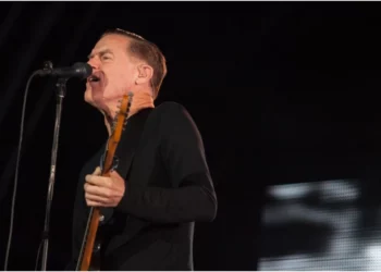 Bryan Adams zbulon kuptimin e vërtetë të këngës “Summer Of ’69”