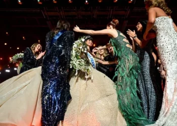 ‘Miss Franca’ indinjon francezët, detaji tek fituesja që s’i pëlqeu askujt