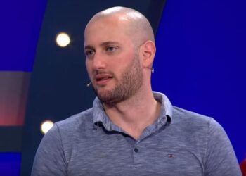 ‘Le artin në tokë dhe ike si yll’/ Binaj, mesazh për vdekjen e Kabashit