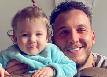 Hana ka sot ditëlindjen, Mozzik prek me urimin për të bijën