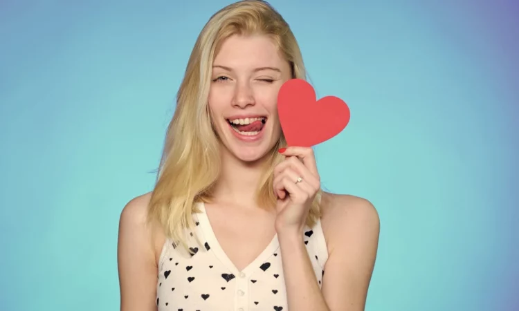 Pesë shenjat e horoskopit që e kanë të vështirë të bien në dashuri