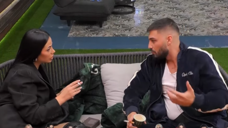 “Mbylle gojën…”/ Kaderi ‘e ashpër’ me Azemin, për çfarë debatuan banorët?