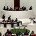 Po fliste për luftën në Gaza, deputetit turk i bie të fikët në parlament