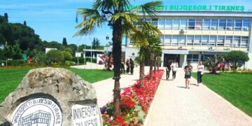 Studentët e Veterinarisë nuk do marrin pagesën prioritare, shkelet VKM-ja