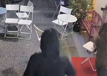 E përzuri nga lokali, shqiptari godet me hanxhar pronarin