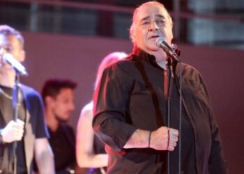 Mësohet arsyeja e vdekjes së këngëtarit grek, Vasilis Karras